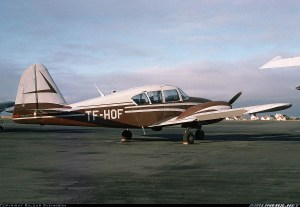 Desmond Bagley Running Blind TF-HOF Piper PA-23-160 apache © Baldur Sveinsson