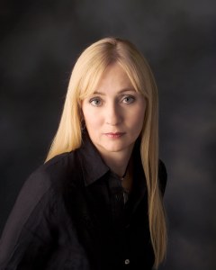 Speaking of Desmond Bagley: An Interview with author Caro Ramsay. Image © Caro Ramsay.