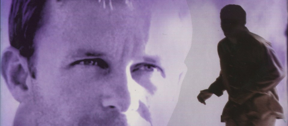 Desmond Bagley Running Blind - Czech Českého vydání First Ed. 2000 © Českého vydání / Euromedia Group / HarperCollins Publishers Ltd.